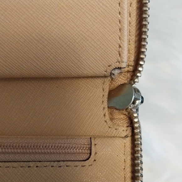 Michael Kors Beige Leather Wristlet - Picture 12 of 12